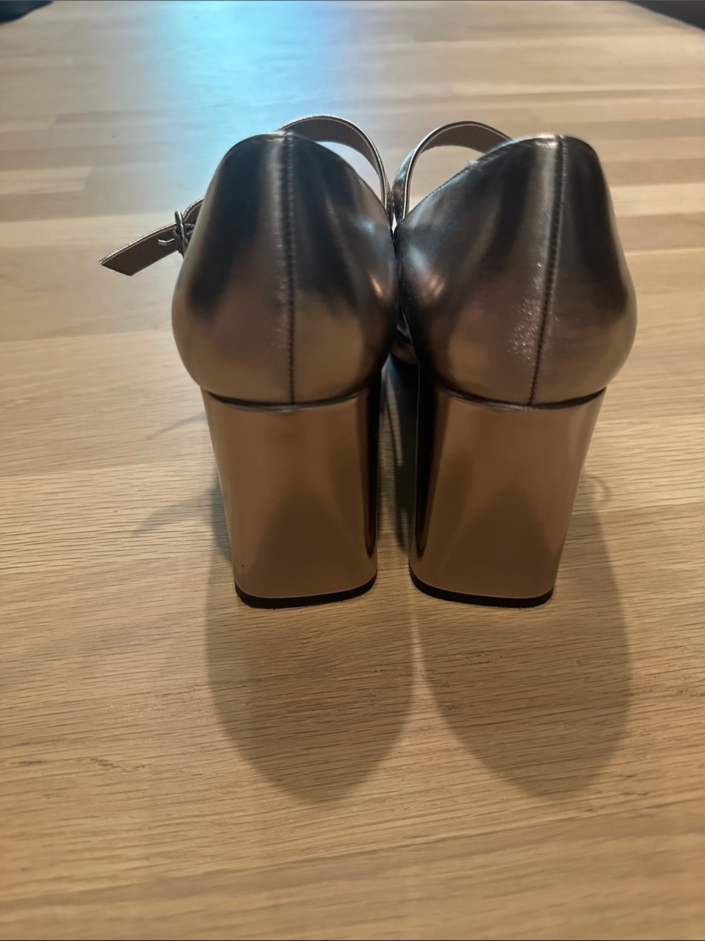 Metallic Rose Mary Jane Block Heel Pumps - Picture 3 of 4